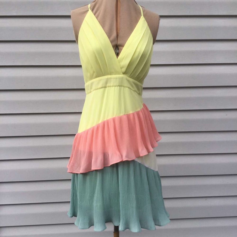 NWT The Clothing Company pastel tiered ruffle lemon dress size small